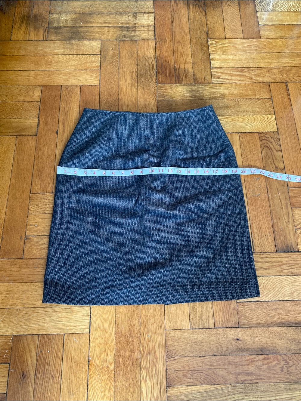 Geoffrey Beene Vintage Wool Blend Herringbone Mini Skirt Size 8 Made in Italy